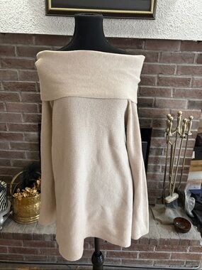 Lafayette 148 New York Cream Off-the-Shoulder Cashmere Sweater